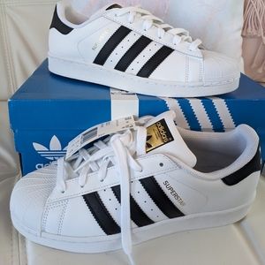 Adidas Superstar Sneakers